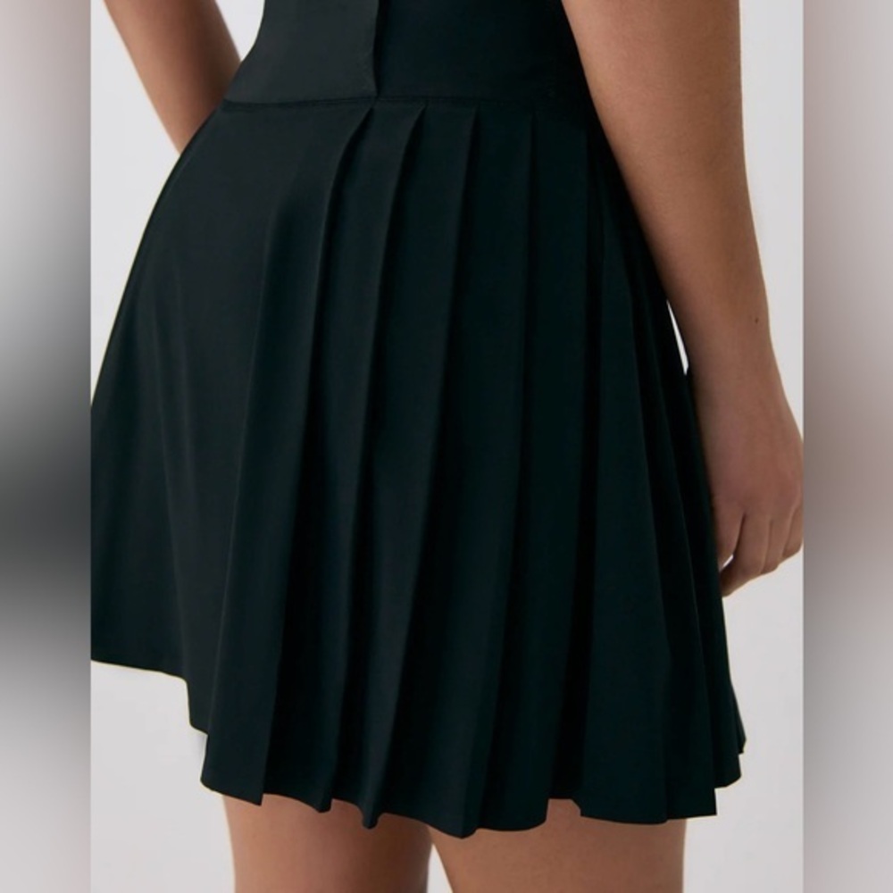 🔥🔥🔥NWT LOLË Black Asymmetrical Side-Pleated Tennis Skort